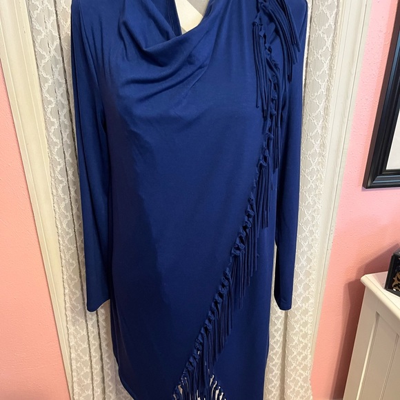 Sweater - Picture 7 of 9